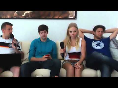 Blondine rülpst beim Fußballgucken bei The Mansion? Ekelhaft oder akzeptabel? | 2014