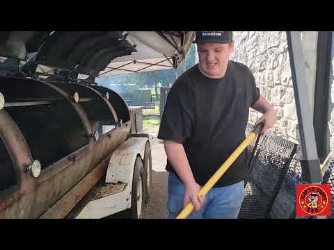 Offset Pit Cleaning How-to Pitmaster Bobby Holley | Cen-tex 1,000 gal |  Brotherton's BBQ Austin TX