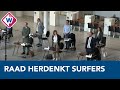 Haagse gemeenteraad herdenkt omgekomen surfers - OMROEP WEST