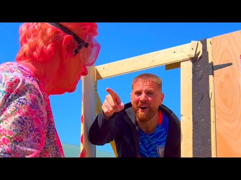 NON aprire la porta sbagliata 😂