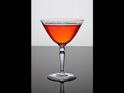 Petrucio Cocktail - The Cocktail Spirit with Robert Hess - Small Screen