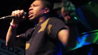Taylor Bennett - "Grown Up Fairy Tales" (Live in Cambridge)