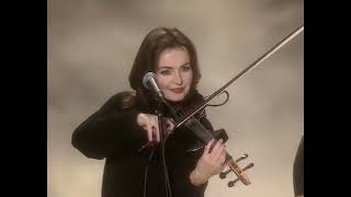 The Corrs - Forgiven Not Forgotten (EPK Live Acoustic Performance)