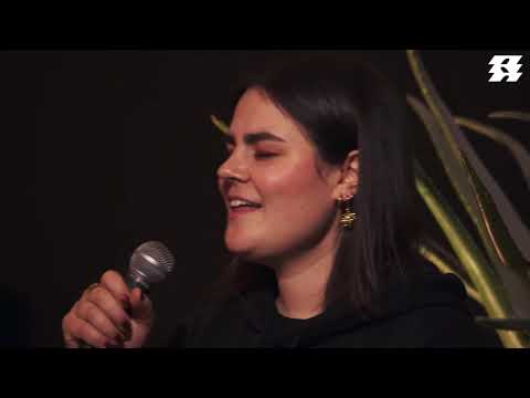 StapelSessions # 1 - WHEN A WOMAN