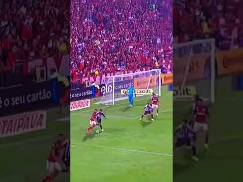 GOLAÇOO DO CUELLAR NA ILHA DO URUBU,  QUEM LEMBRA 😱 #flamengo #futebol #cariocão #golaço #viral