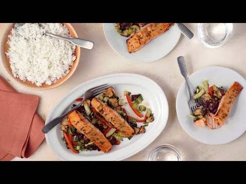 Air Fryer Ginger-Soy Salmon with Vegetables