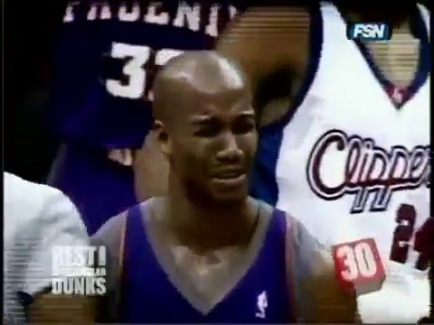 Amare Stoudemire jams over Michael Olowokandi