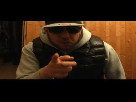 En attendant "it's time to Work". (Moubia)