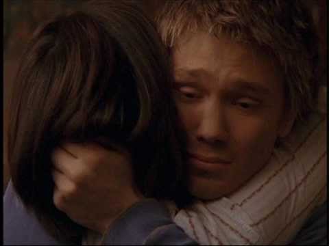 One Tree Hill Musique/Music - 119 - REM - Everybody Hurts - [Lk49]