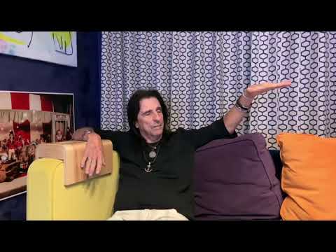 ALICE COOPER - Phoenix Lights first-hand witness UFO report