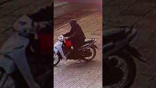 Truy bắt tên c.ướp tiệm vàng táo tợn #tinnong24h