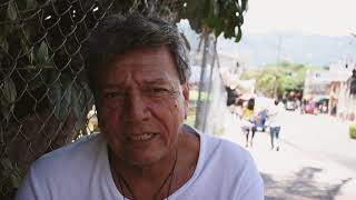 Enterrado en el barro