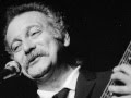 GEORGES BRASSENS : Le parapluie