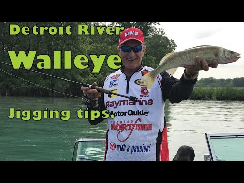 Csf 33 09 Jigs & Plastic Grubs for Big River Walleye