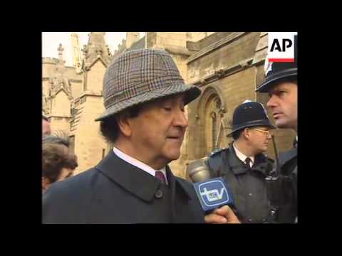 UK: REACTION TO LORDS RULING AGAINST PINOCHET IMMUNITY UPDATE (2)