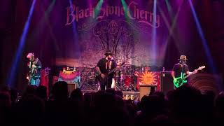 Black Stone Cherry Dancin&#39; In The Rain Live 5-25-18 Family Tree Tour Mercury Ballroom Louisville KY