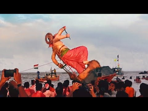 Mumbai ganpati visarjan Girgaon chowpatty | Exciting visarjan scenes you never seen before