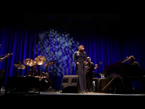 "Somewhere Down the Mystic" - Lizz Wright - Barcelona, November 1st, 2016