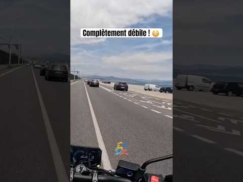 Complètement débile ! 😳 #moto #motarde #motard #motovlog #motards