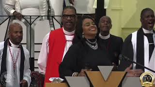 First Lady Karen Clark Sheard Leading The COGIC UK Mass Choir with &quot;A Praying Spirit&quot;