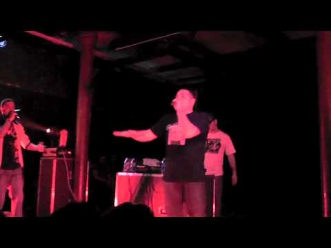 BLEBLA APERTURA LIVE J-AX - " NON TI CERCHERO "