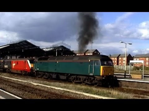 Holyhead North Wales Coast. Virgin Trains West Coast Brush/Sulzer Class 47 drag with 47830 27/9/03