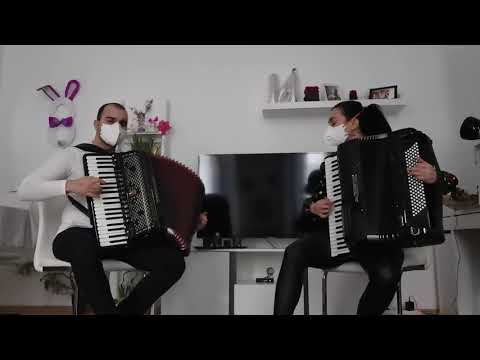 Jelena i Djordje Davidovic -  Kolo u 6 (Tomica Miljic)