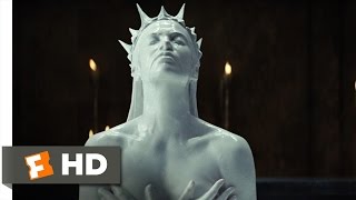 Video trailer för Movie Clip - You Would Kill Your Queen?
