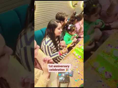 hitakshi ne bhi celbrate Kiya Massi Mosa g k sath aniversary party🥳cake cut bhi sath m #youtubeshort