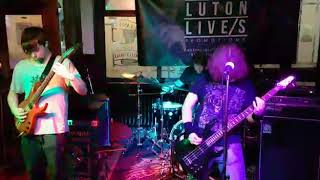 Everest Queen - Grave Dweller - Live at The Castle Tavern, Luton