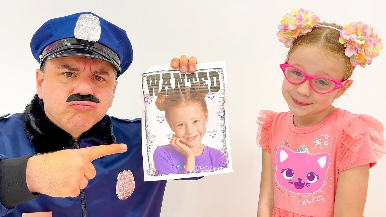 Веселая история полицейской погони. Nastya Pretend Play Funny Police Chase Story and Costume Dress Up Video for Children