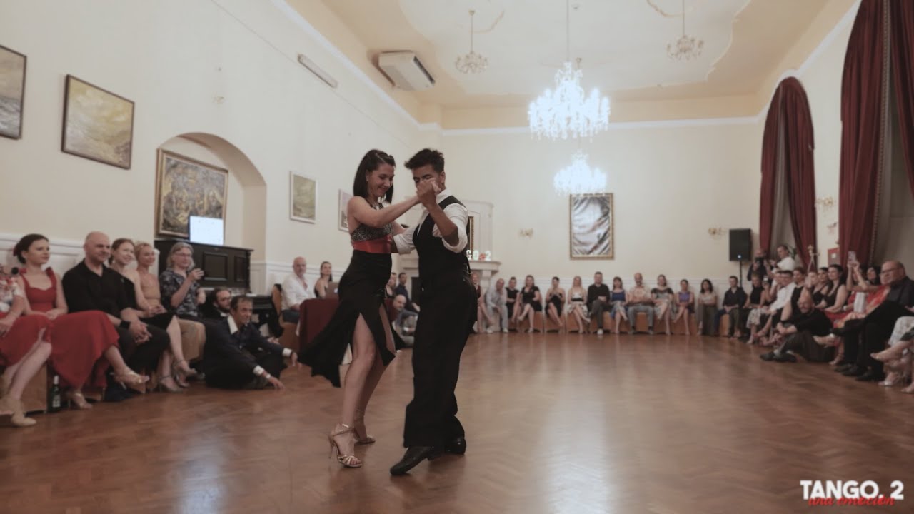 Video thumbnail for Cecilia Berra & Sebastián Achaval 4/4 Tango.2 - Una emoción - 2025