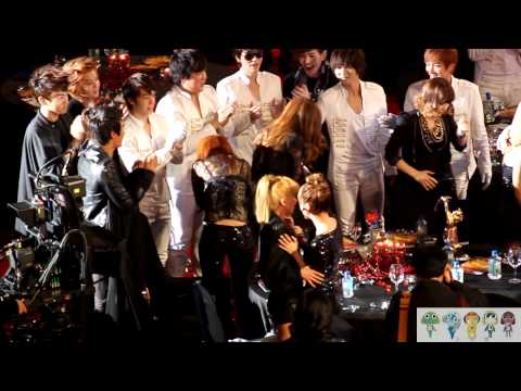 2010 Golden Disk Awards : SNSD The honorable moment-Grand Prize