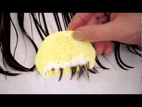 Combing lice through the hair