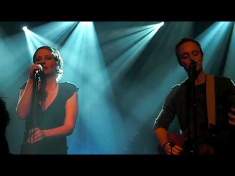 What's the Reason? ~ Anneke van Giersbergen ft Niels Geusebroek acoustic @ Oosterpoort