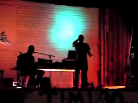 Molo Hasardi - Liisan Ihmemaassa