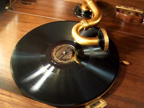 Whiteman Medley Part 2 - Victor Orthophonic Record 36199 - Featuring Whiteman songs & artists 1930's