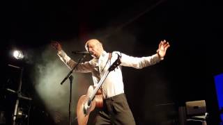 Samuli Putro - Valkoinen hetero (live @ Olympia-kortteli, 29.3.2017)