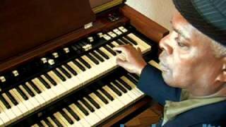 Keyboard: Booker T. Jones - "Hang'em High"