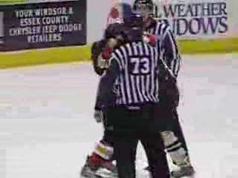 Kyle Clifford vs Tom Kane