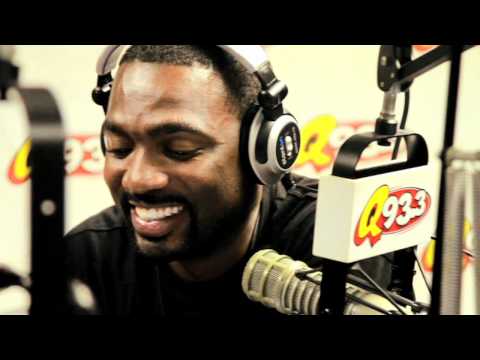 " Q93 " Social Shakedown - Juggie , Dj Poppa and Roca B - ( Bonose Tv )