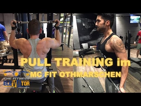 Rücken und Bizeps Training im McFit Othmarschen - Fitness Elevator