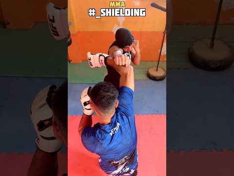 Best Way to Shield the Jab. تكتيكات MMA للمحترفين للقفازات الصغيرة #coach #defense #shield #MMA #