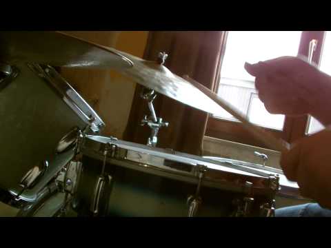 Playing the slingerland 1st time (1)