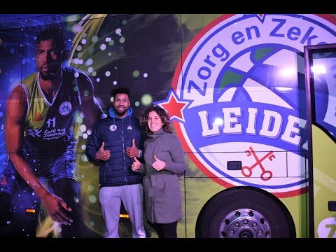 ZZ Leiden Basketball presentatie spelersbus en wedstrijd tegen Aris Leeuwarden  www.leidseglibber.nl