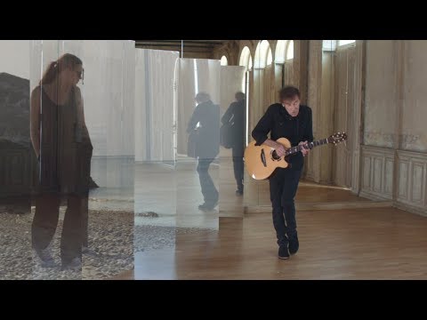 Alain Souchon - Presque [Face AA]  (Clip officiel)