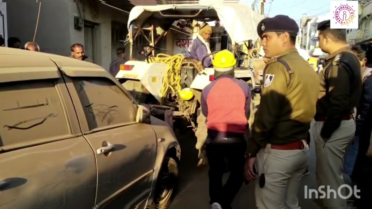 विदिशा में खुली प्रशासन की नींद , सड़को से हटाए खटारा वाहन , दी चेतावनी.......