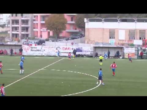 Amatori Corridonia - Giovani Tolentino 0 - 0 (29102011).avi