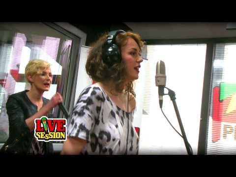 Anca Florescu - Hearts Collide LIVE @ ProFM LIVE Session
