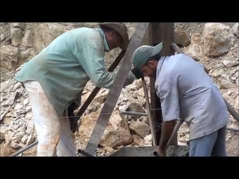 CEU da Hoaska - Construção do Salão das Águas (14/09/2012)